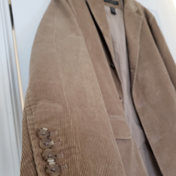 Blazer - Picture 4 of 5